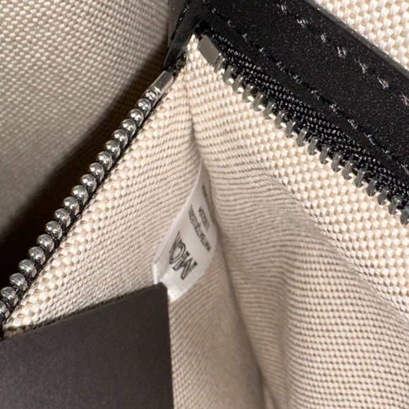 MCM Vintage Jacquard Logo Tote - Picture 11 of 14